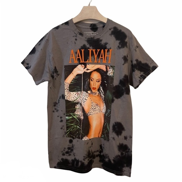 Ripple Junction Other - Aaliyah T-Shirt Medium New With Tags Gray Tie Dye